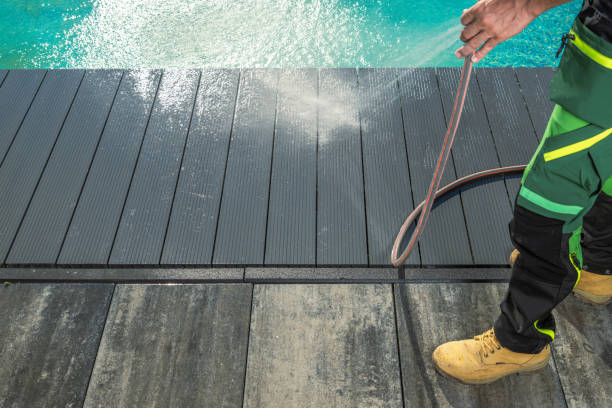 Best Roof Power Washing Services  in Martinez, CA
